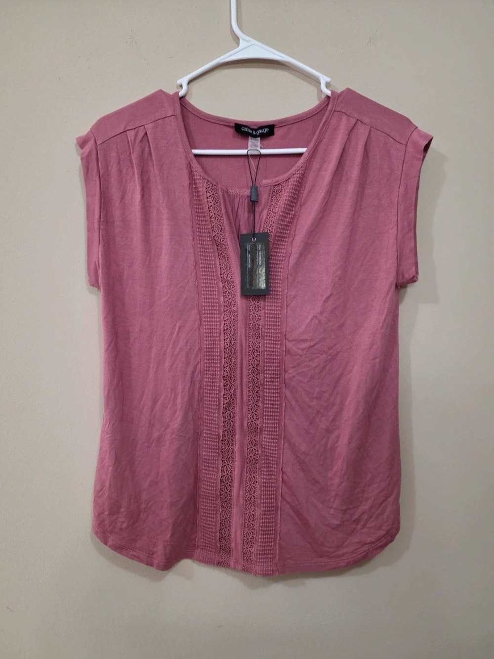Cable & Gauge Mauve Color Crochet-Front Cap Sleeve Top
